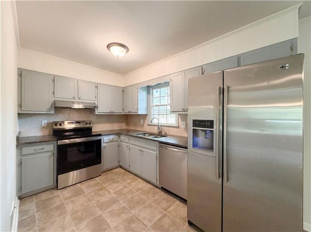 170 Laurien Street, Fayetteville, GA 30214