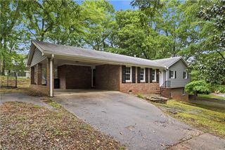 170 Laurien Street, Fayetteville, GA 30214