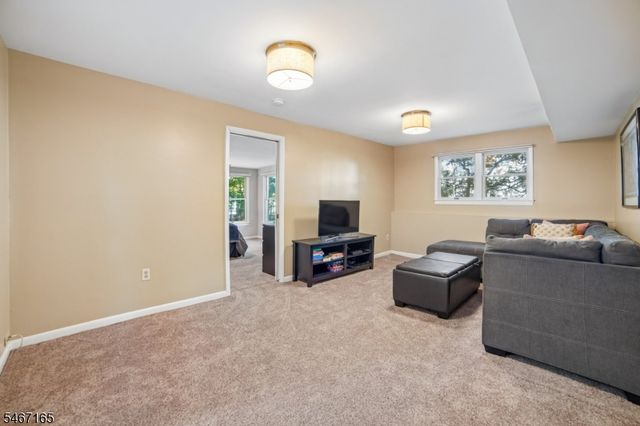 59 Trocha Ave, Livingston Twp., NJ 07039