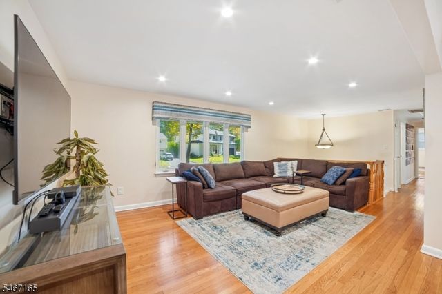 59 Trocha Ave, Livingston Twp., NJ 07039