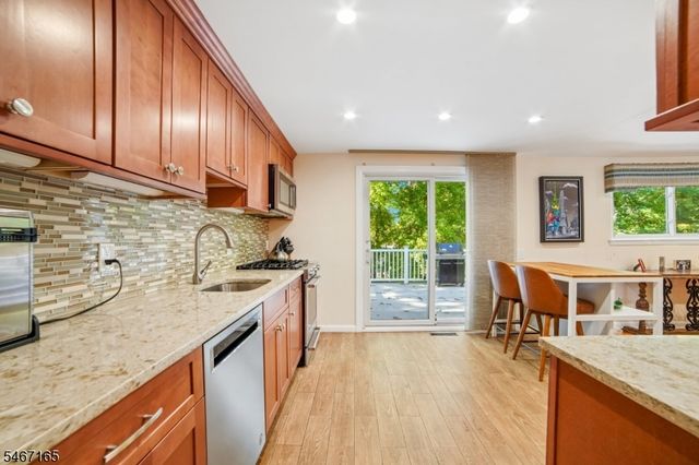 59 Trocha Ave, Livingston Twp., NJ 07039