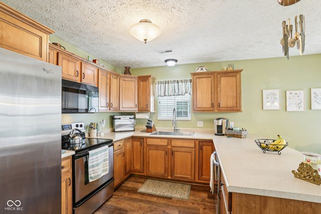 1383 Bridgeport Drive, Westfield, IN 46074