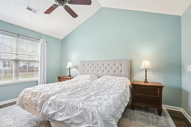 1383 Bridgeport Drive, Westfield, IN 46074