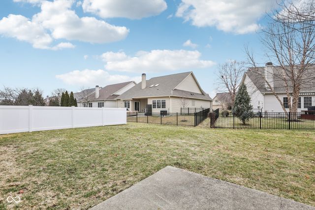 1383 Bridgeport Drive, Westfield, IN 46074