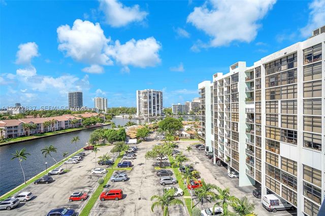 200 Leslie Dr 818, Hallandale Beach, FL 33009