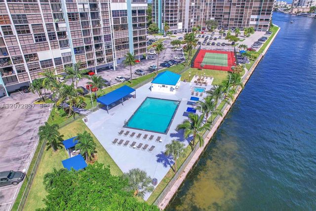 200 Leslie Dr 818, Hallandale Beach, FL 33009