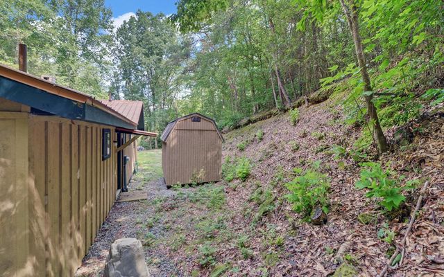 5557 Joe Brown Hwy, Murphy, NC 28906