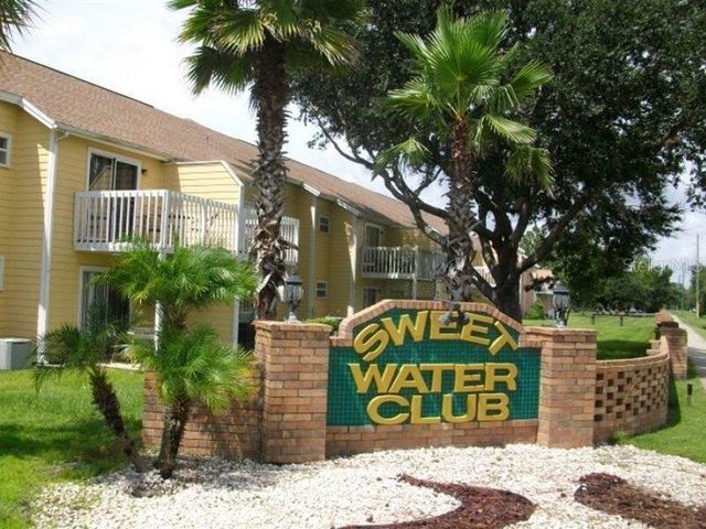 2480 SWEETWATER CLUB CIRCLE 98, Kissimmee, FL 34746