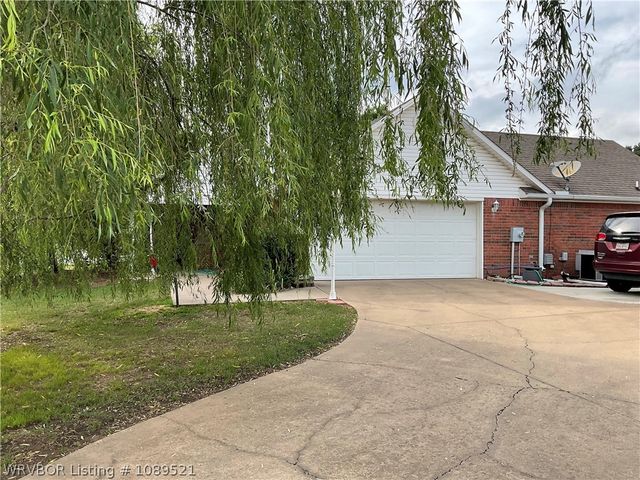 603 Hamilton Lane, Greenwood, AR 72936