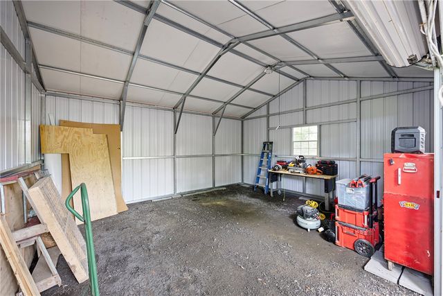 405 NE 3rd Street, Atkins, AR 72823