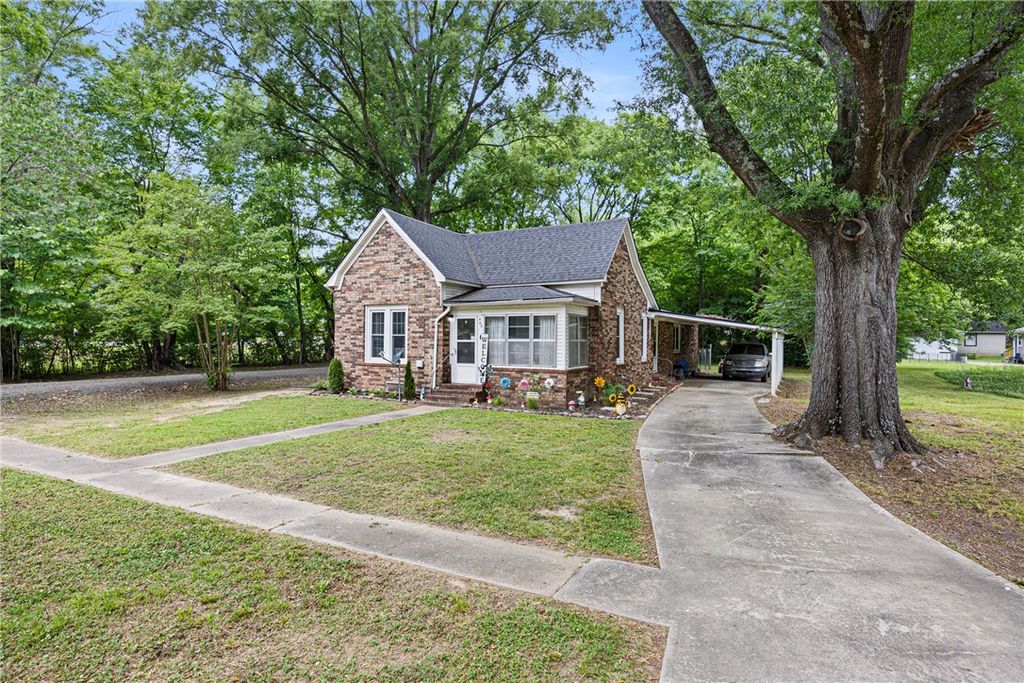 405 NE 3rd Street, Atkins, AR 72823
