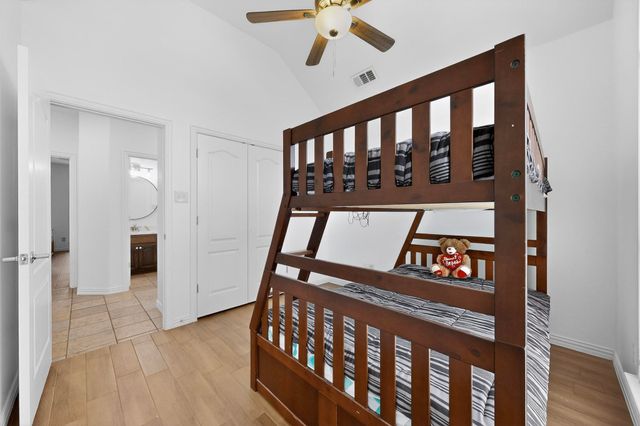 9807 Silver Creek Drive, Scurry, TX 75158