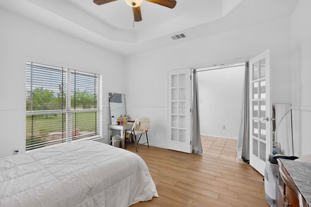 9807 Silver Creek Drive, Scurry, TX 75158