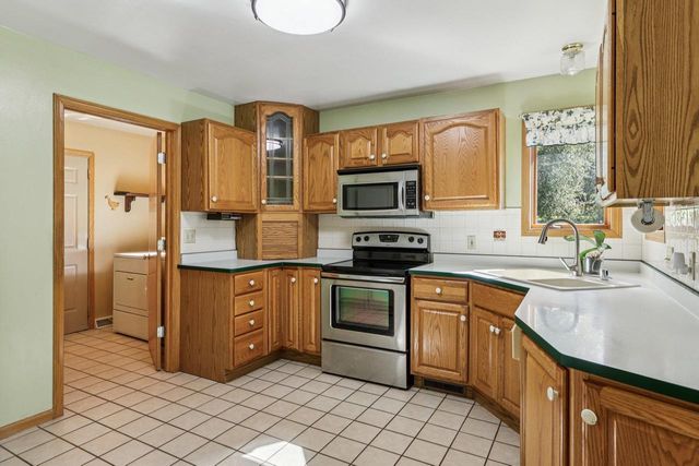 3108 Hawks Haven Trail, Deforest, WI 53532