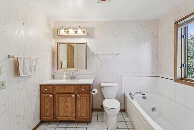 3108 Hawks Haven Trail, Deforest, WI 53532