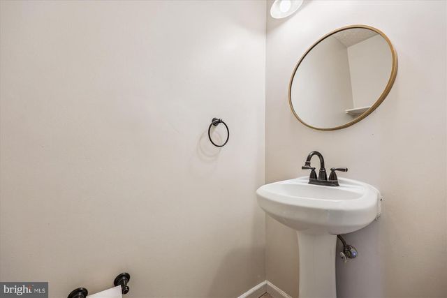 11116 CEDARBLUFF LN, Germantown, MD 20876