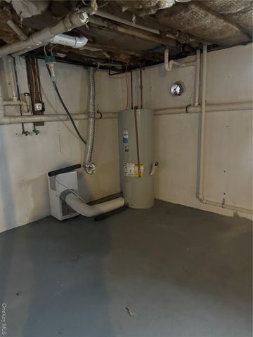 409 Bay Avenue, Patchogue, NY 11772