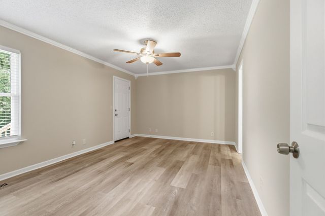 3321 Towne Village Rd, Antioch, TN 37013