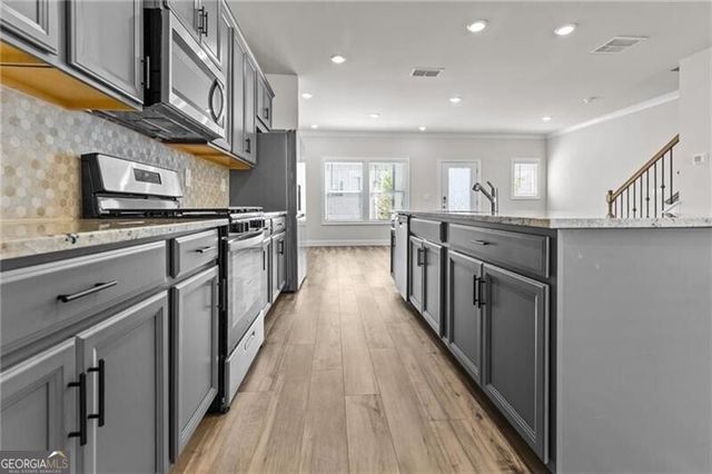 3614 Shore Wood Avenue, Lawrenceville, GA 30044