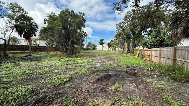 000 N MCMULLEN BOOTH ROAD, Clearwater, FL 33759