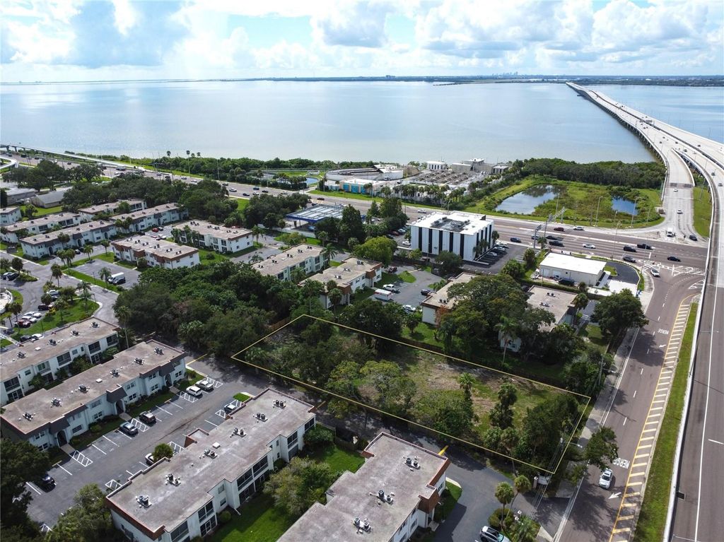 000 N MCMULLEN BOOTH ROAD, Clearwater, FL 33759
