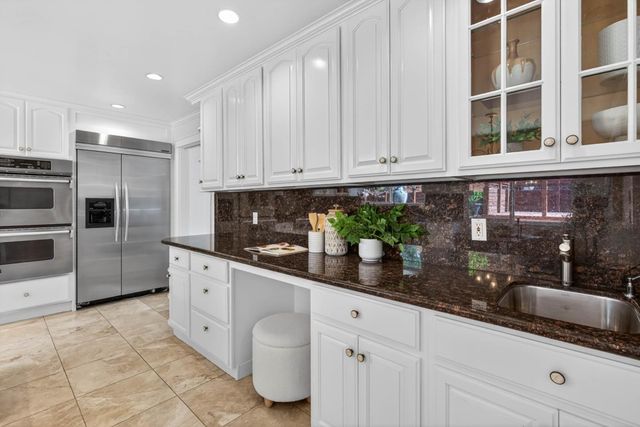 10471 Scenic Boulevard, Cupertino, CA 95014