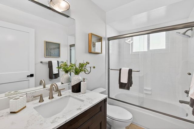 10471 Scenic Boulevard, Cupertino, CA 95014