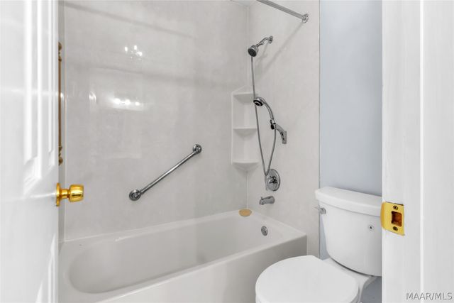 223 W VANDERBILT Loop, Montgomery, AL 36109