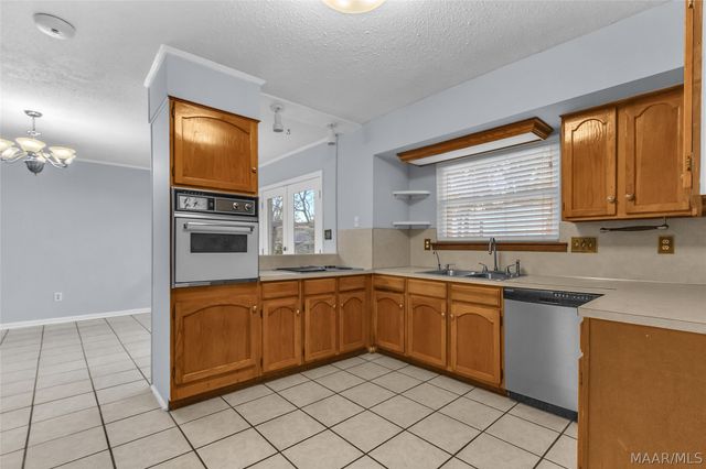 223 W VANDERBILT Loop, Montgomery, AL 36109