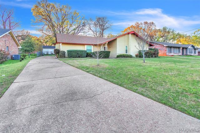 223 W VANDERBILT Loop, Montgomery, AL 36109