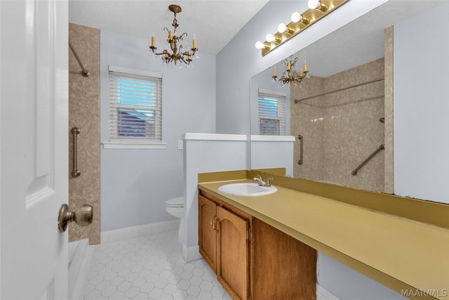 223 W VANDERBILT Loop, Montgomery, AL 36109