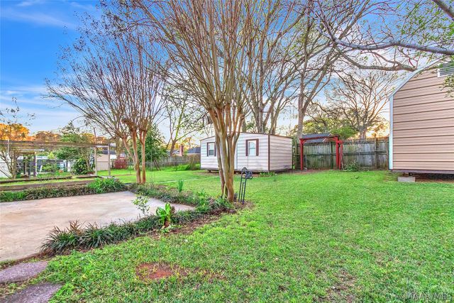 223 W VANDERBILT Loop, Montgomery, AL 36109