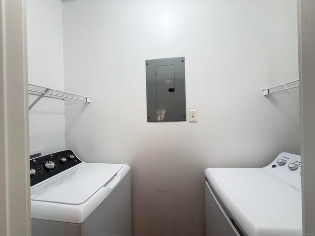 39196 Hayes Road, Clinton Twp, MI 48038