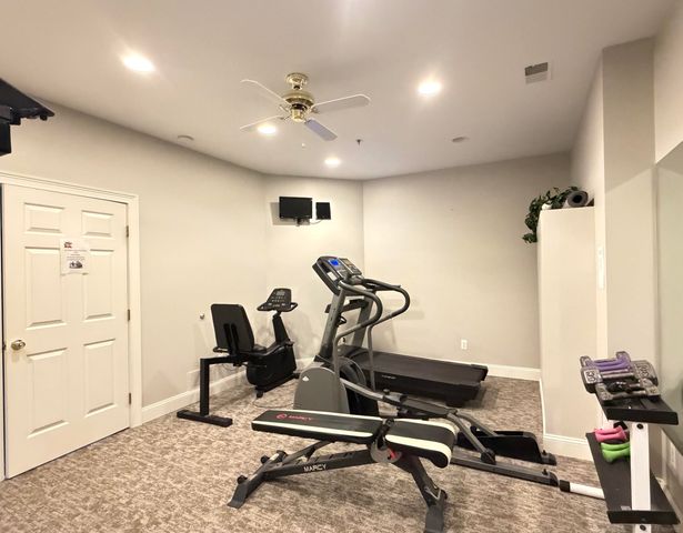 39196 Hayes Road, Clinton Twp, MI 48038