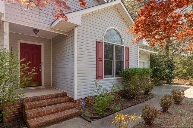 112 Damson Court, Raeford, NC 28376