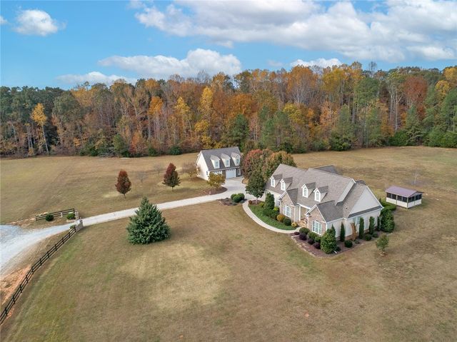 412 Casey Road, Woodruff, SC 29388