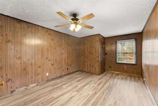 2317 Sportsman Club Road, Gainesville, GA 30501