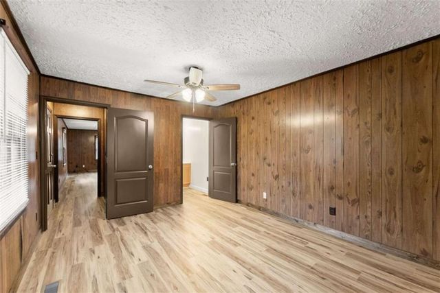 2317 Sportsman Club Road, Gainesville, GA 30501