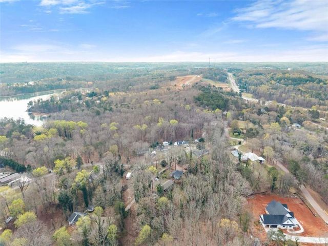 2317 Sportsman Club Road, Gainesville, GA 30501