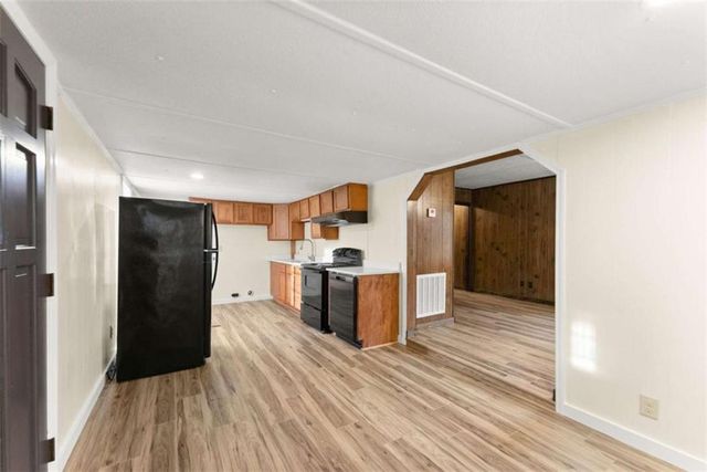 2317 Sportsman Club Road, Gainesville, GA 30501