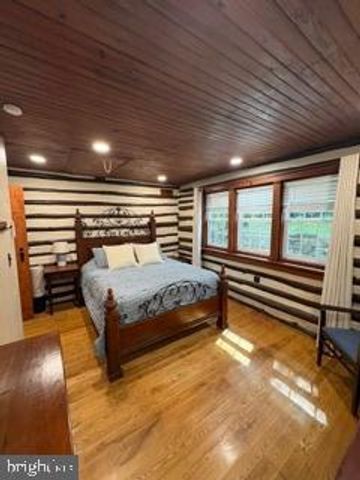 231 PARK AVE, Lititz, PA 17543