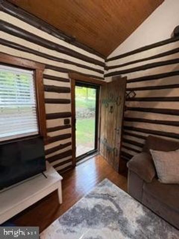 231 PARK AVE, Lititz, PA 17543