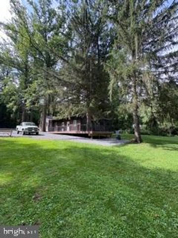 231 PARK AVE, Lititz, PA 17543