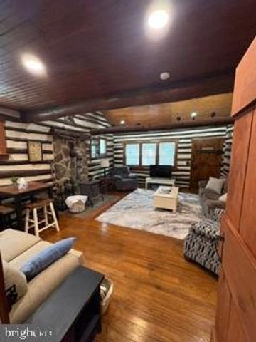 231 PARK AVE, Lititz, PA 17543