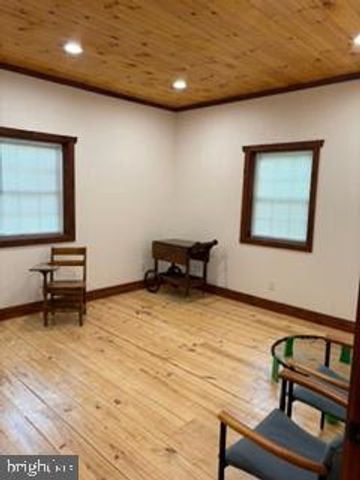 231 PARK AVE, Lititz, PA 17543
