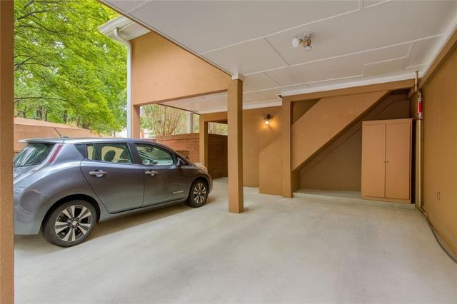 5264 Brooke Ridge Drive, Dunwoody, GA 30338