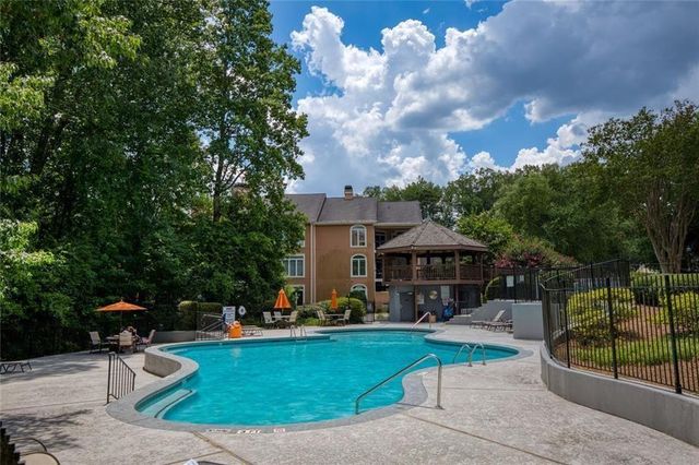 5264 Brooke Ridge Drive, Dunwoody, GA 30338