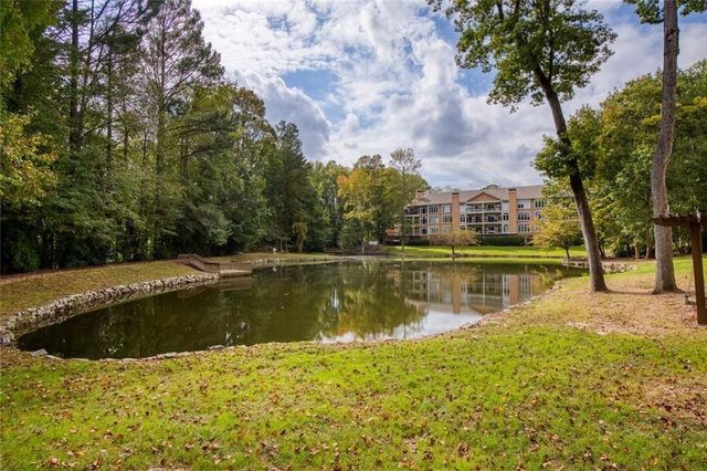 5264 Brooke Ridge Drive, Dunwoody, GA 30338