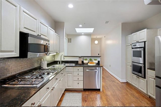 5264 Brooke Ridge Drive, Dunwoody, GA 30338