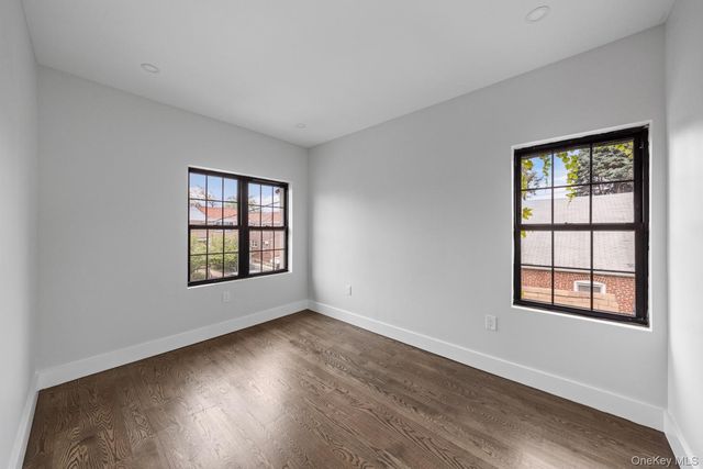 114-11 202nd Street, Saint Albans, NY 11412